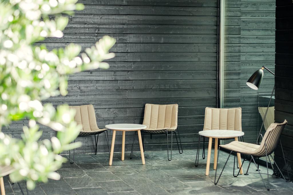 Naeaes Fabriker Hotell & Restaurang Tollered ภายนอก รูปภาพ
